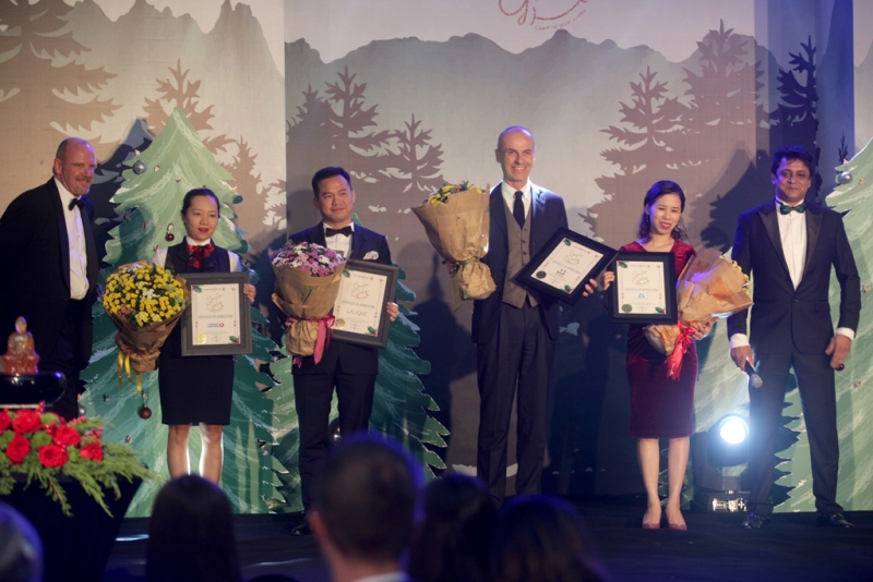 233 trieu dau gia chiec vespa primavera duoc ho tro cho tre em ho ham ech