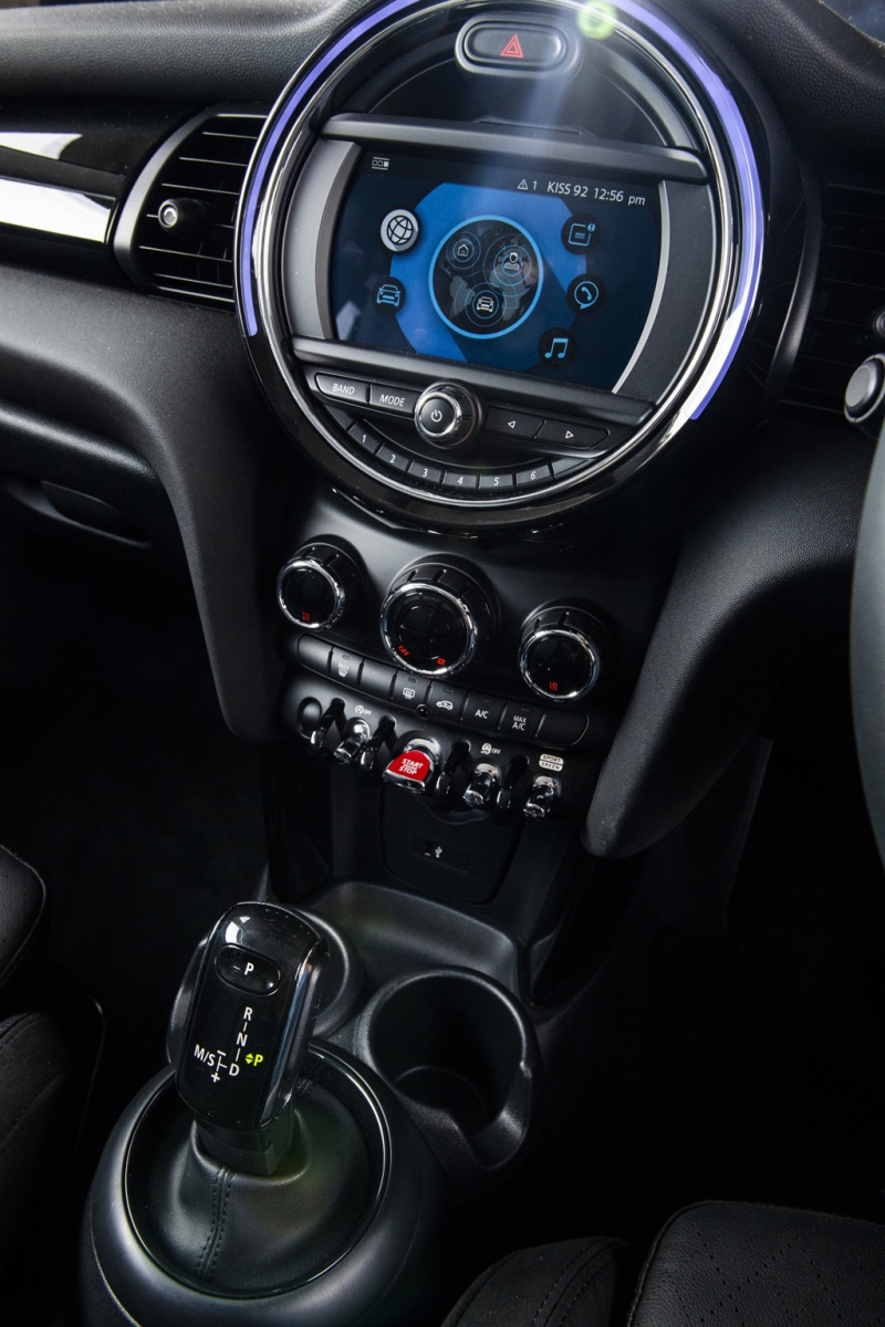 mini phien ban moi vua ve viet nam co gi hap dan