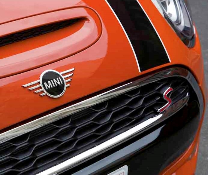 mini phien ban moi vua ve viet nam co gi hap dan