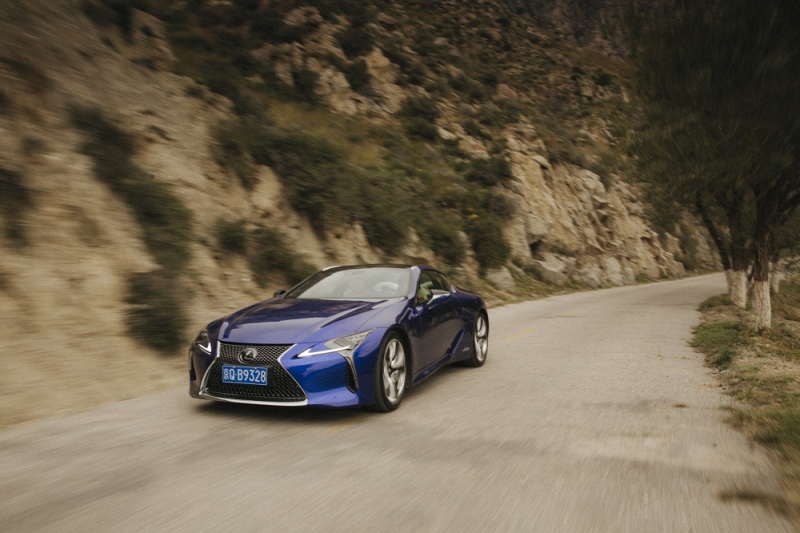 lexus hop tac lam phim jouneey in taste