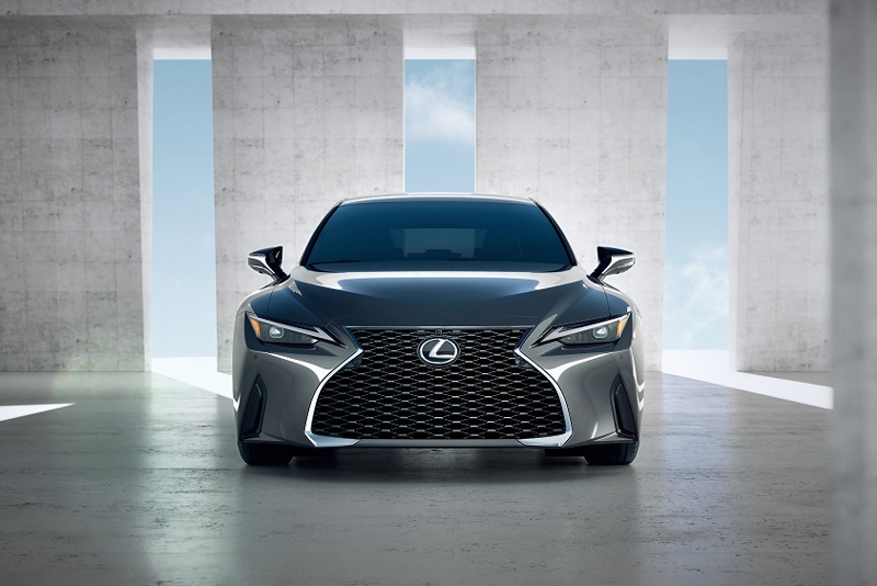 Lexus IS 2021 sắp ra mắt tại Việt Nam