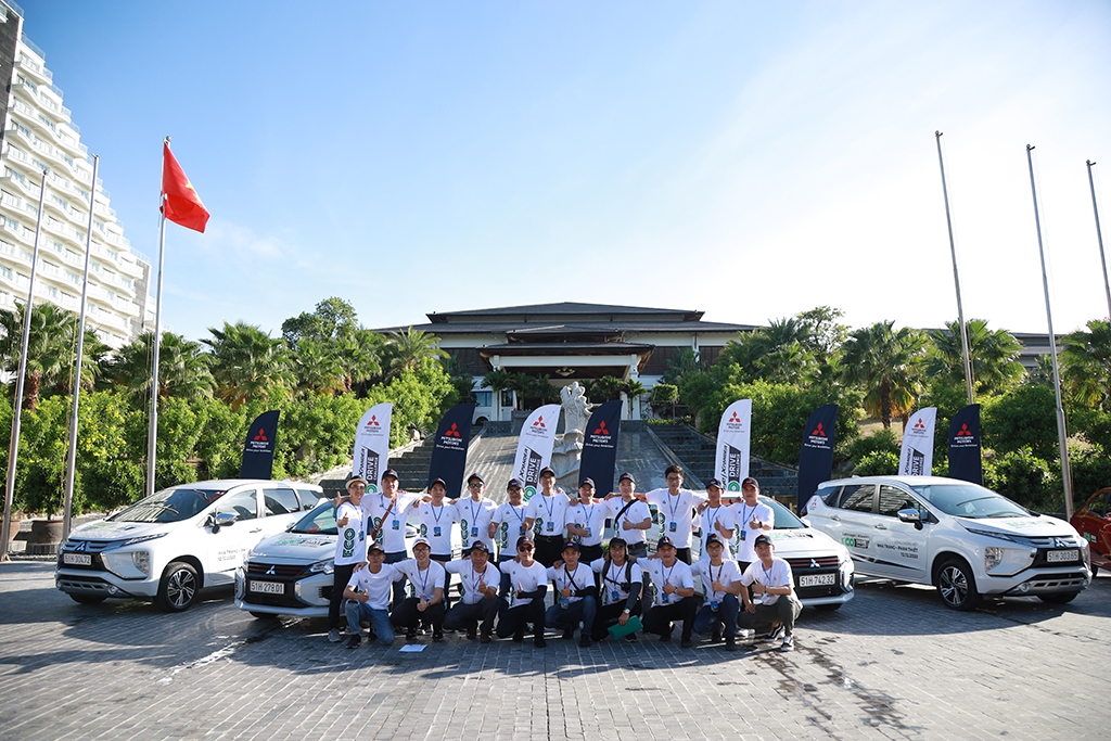 Mitsubishi Xpander bất ngờ chỉ tốn hơn 4 lít/100km Mitsubishi Xpander bất ngờ chỉ tốn hơn 4 lít/100km