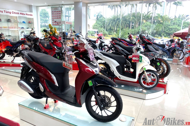 Xe máy Honda khan hàng hút khách đại lý tha hồ làm giá  Báo Sài Gòn Đầu  Tư Tài Chính