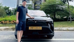 Chuyển từ xe xăng sang VinFast Limo Green, tài xế tại Hà Nội tâm đắc vì tiết kiệm gần trăm triệu đồng mỗi năm