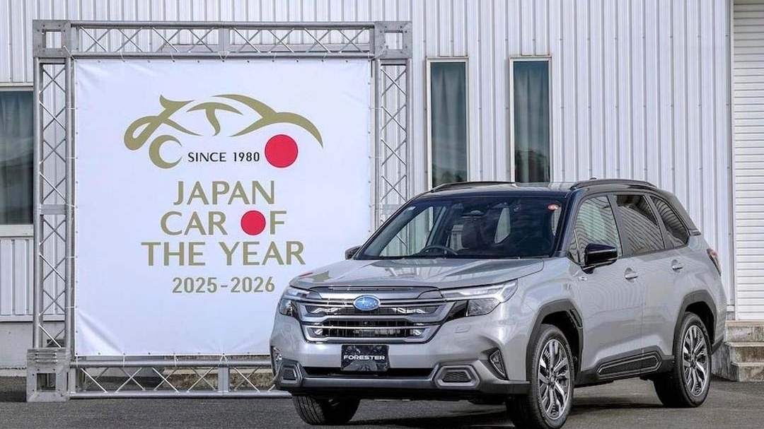 Kén khách tại Việt Nam, mẫu xe này giành giải Xe của năm tại Nhật Bản