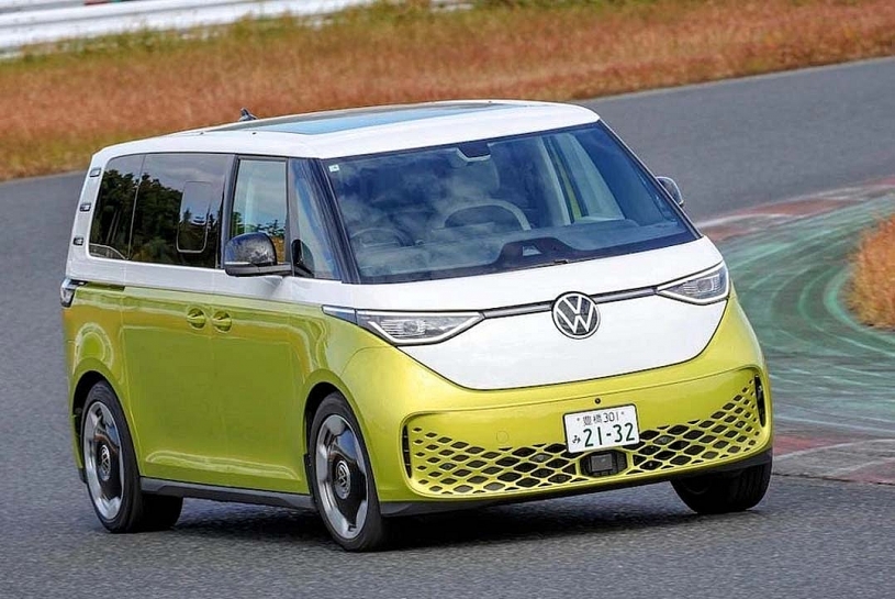 Kén khách tại Việt Nam, mẫu xe này giành giải Xe của năm tại Nhật Bản