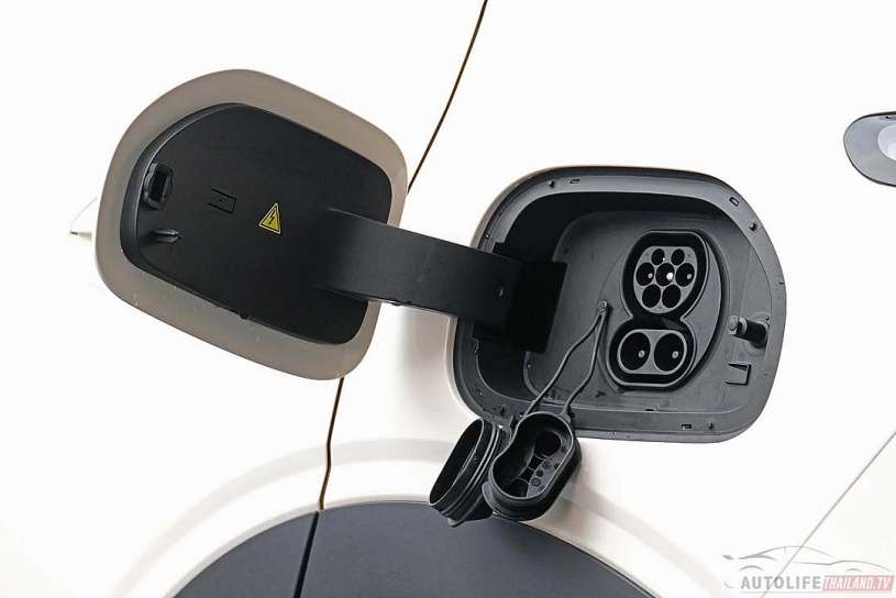 Ô tô điện ăn khách nhất Trung Quốc sắp về Việt Nam, đi 400km/lần sạc