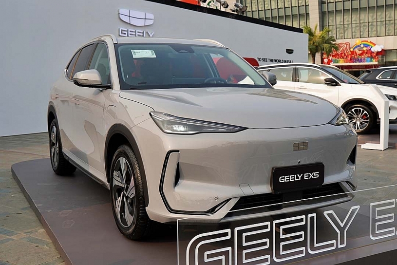 Ô tô điện ăn khách nhất Trung Quốc sắp về Việt Nam, đi 400km/lần sạc