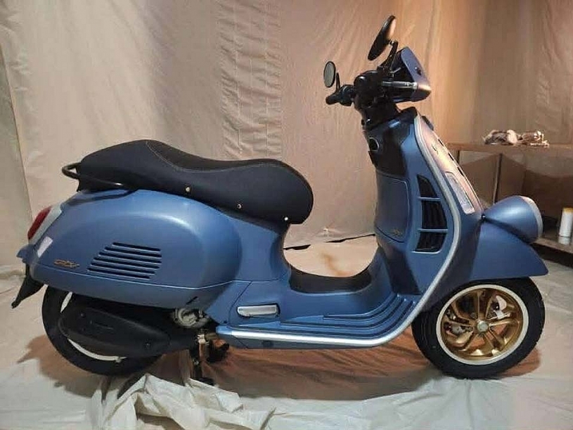 Vespa Officina 8 GTV 300 và Sprint 150 chính thức ra mắt