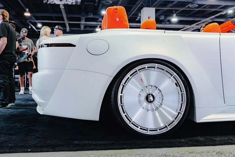 Rolls-Royce Dawn độ độc lạ, chỉ có 25 chiếc toàn cầu