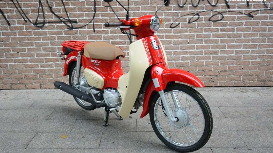 Xe máy 50 phân khối nhập khẩu về Việt Nam, giá cao sao vẫn hút khách?