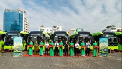 VinBus chính thức vận hành tuyến buýt điện 33 và 150 tại TP.HCM