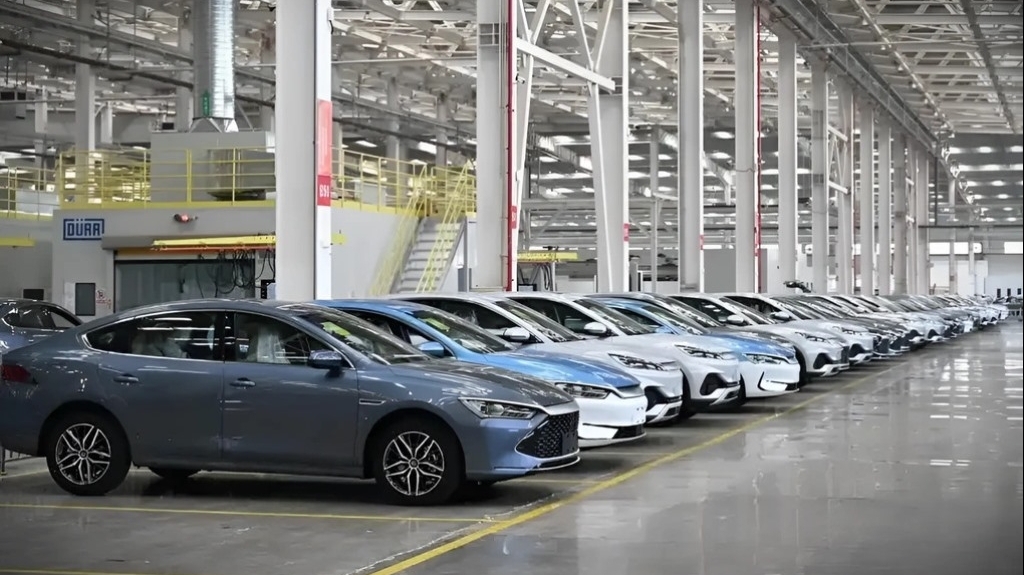 Trung Quốc là nước đầu tiên áp dụng tiêu chuẩn tiêu thụ năng lượng xe điện