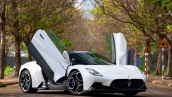 Siêu xe Maserati MC20 rớt giá 8 tỷ sau 4 năm, đại lý tư nhân ôm 