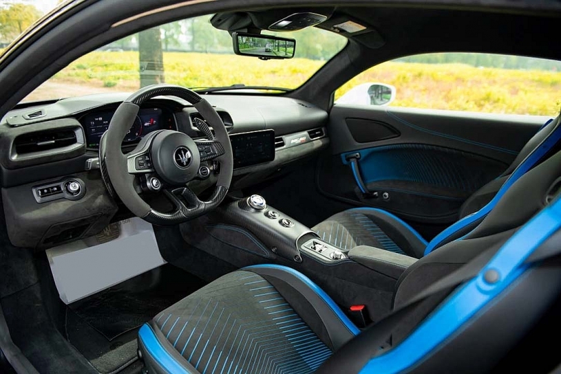 Siêu xe Maserati MC20 rớt giá 8 tỷ sau 4 năm, đại lý tư nhân ôm 