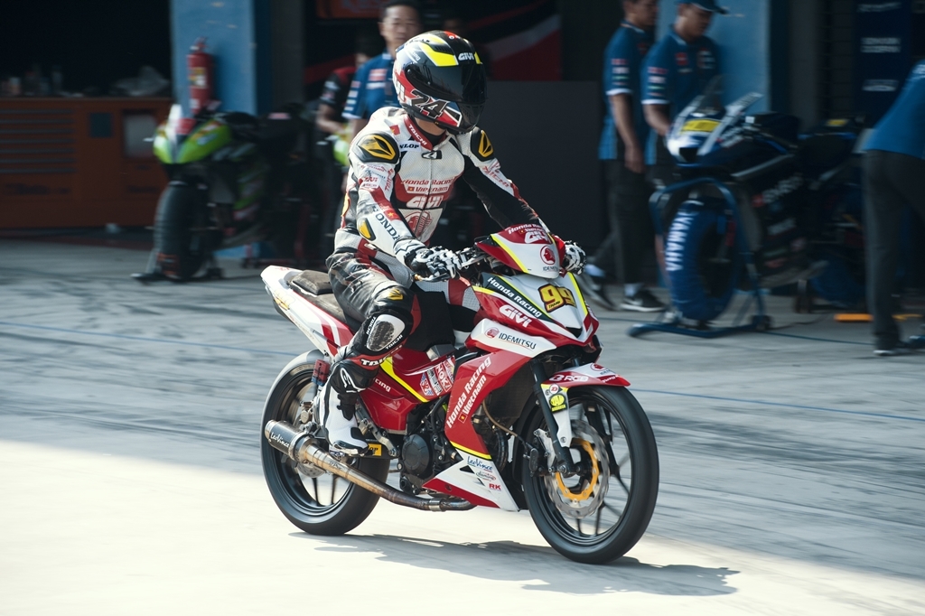 Chặng 2 giải đua mô tô ARRC tại Úc: Sai lầm nghiêm trọng chang 2 giai dua mo to arrc tai uc sai lam chet nguoi