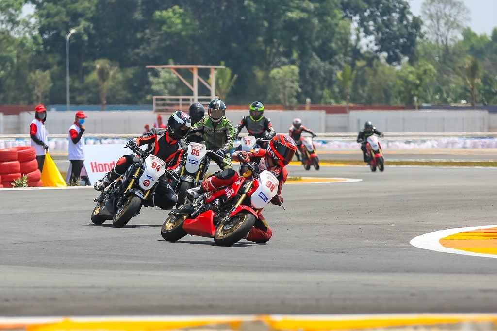 dua mo to toan quoc 2018 khai cuoc