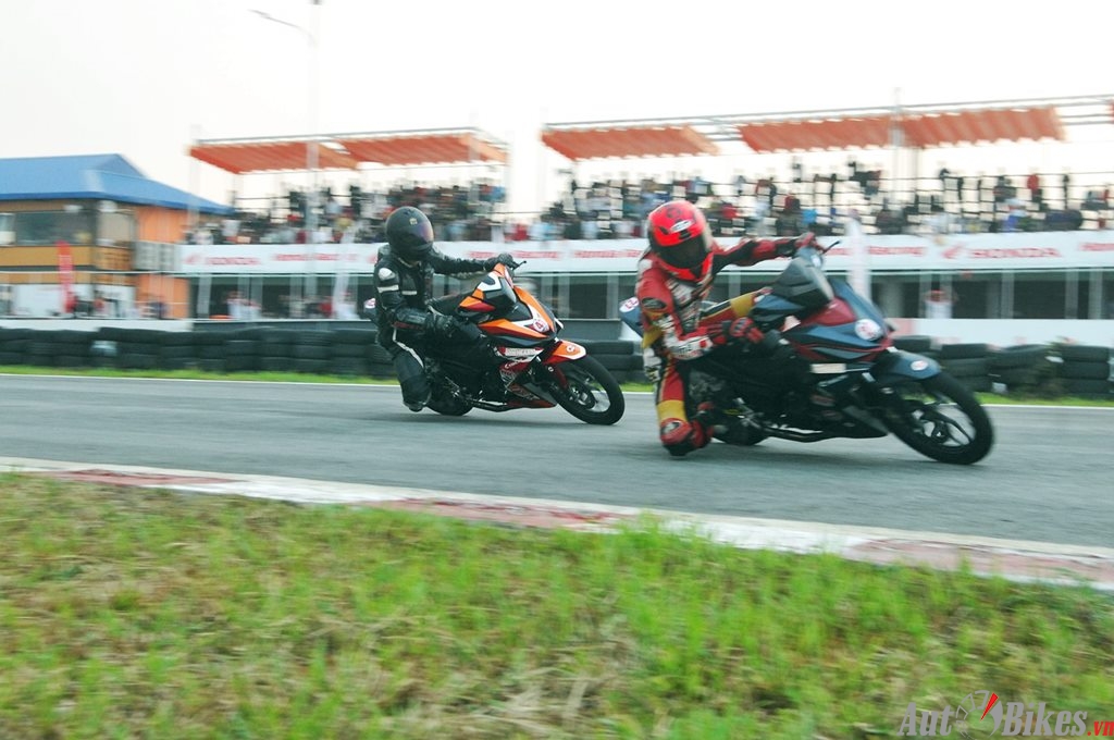 Nghẹt thở đua xe Honda Winner tại Bình Dương nghet tho dua xe honda winner tai binh duong
