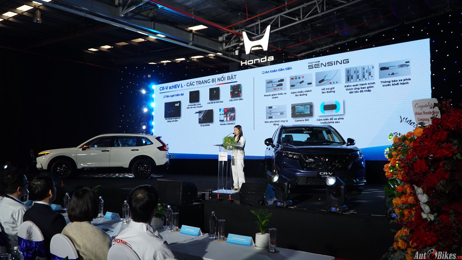 Cận cảnh Honda CR-V e:HEV 2026 lắp ráp tại Việt Nam