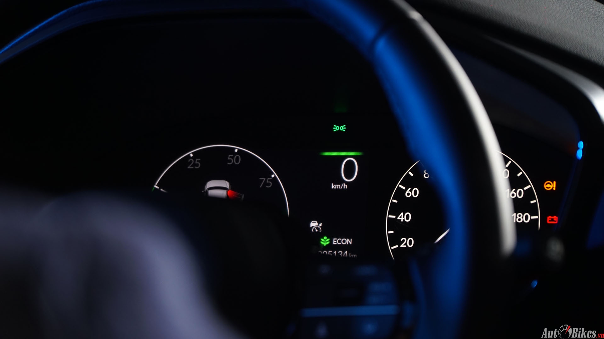 Cận cảnh Honda CR-V e:HEV 2026 lắp ráp tại Việt Nam