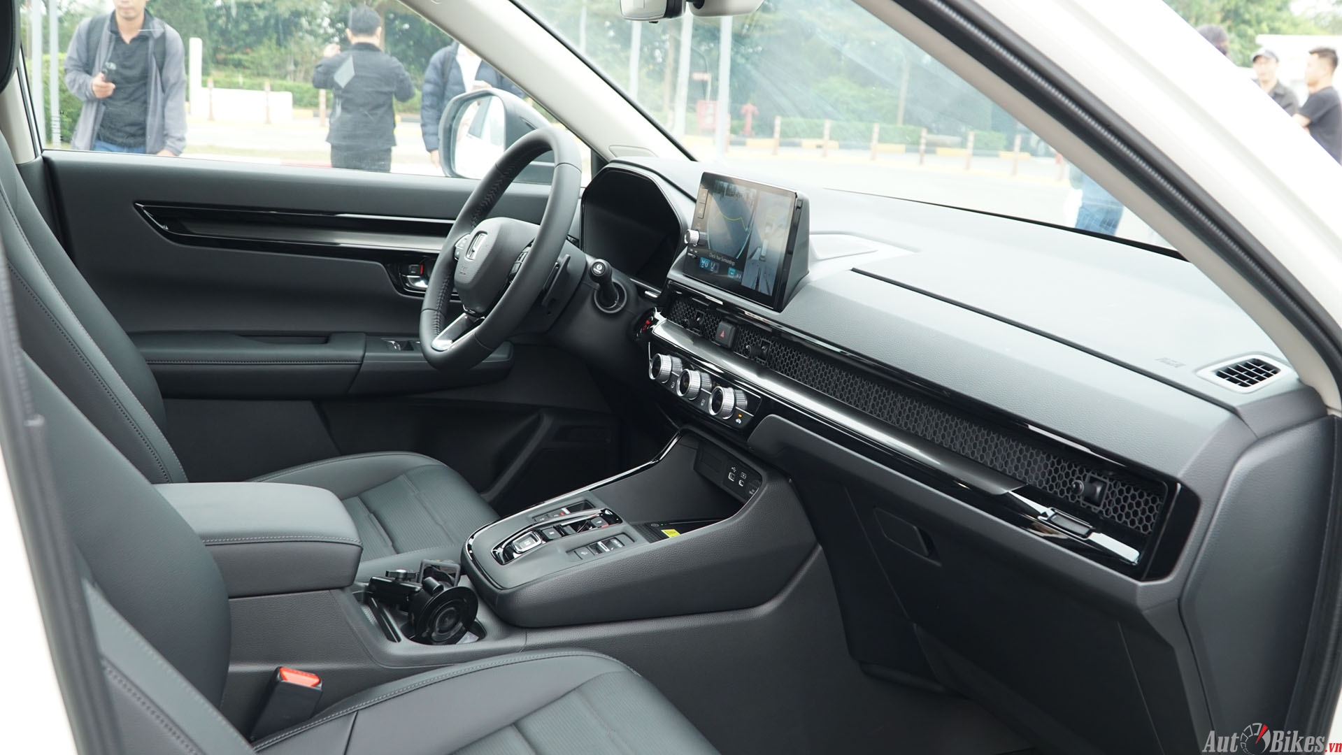 Cận cảnh Honda CR-V e:HEV 2026 lắp ráp tại Việt Nam