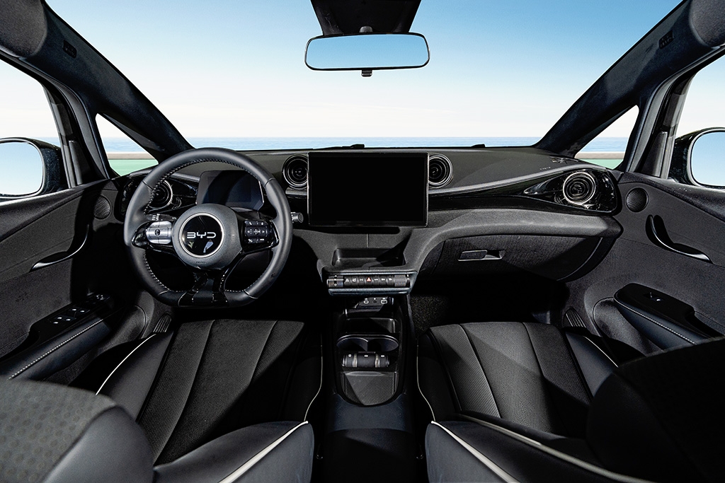 BYD Dolphin 2026 ra mắt tại Việt Nam, giá từ 499 triệu đồng