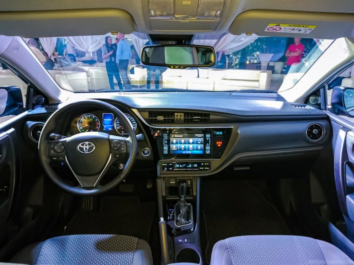 toyota corolla 2017 co gi moi