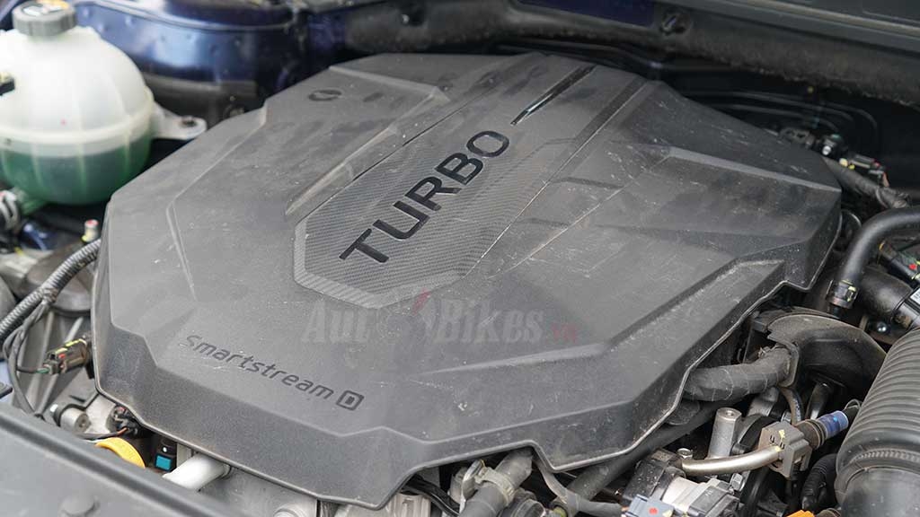 Đánh giá xe Hyundai Santa Fe 2021: Cải tiến động cơ, an toàn vượt trội (P2)