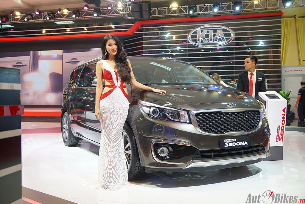 ngam dan xe cao cap cua kia tai vms 2016