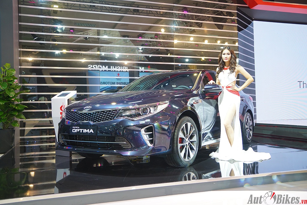 ngam dan xe cao cap cua kia tai vms 2016