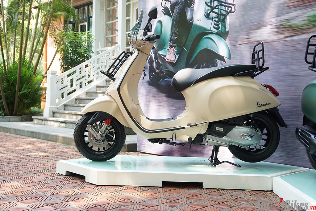 thi truong xe may viet nam 4 thang nuoc chay cho trung