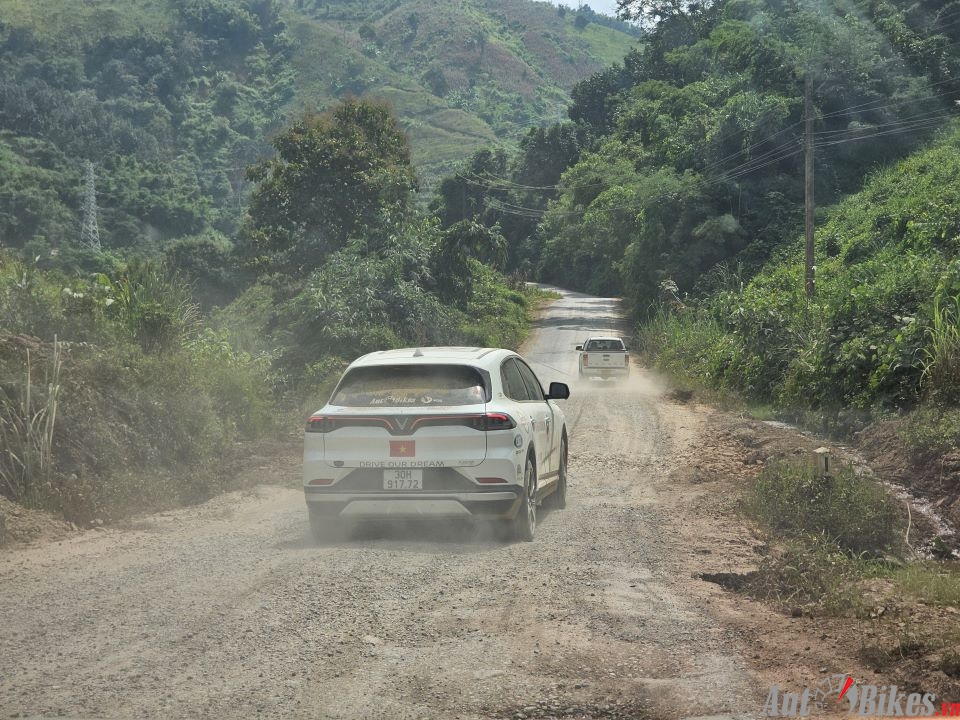 Hành trình 10.000 km đến Tây Tạng chứng minh độ bền lốp Hankook EV Hành trình 10.000 km đến Tây Tạng chứng minh độ bền lốp Hankook EV