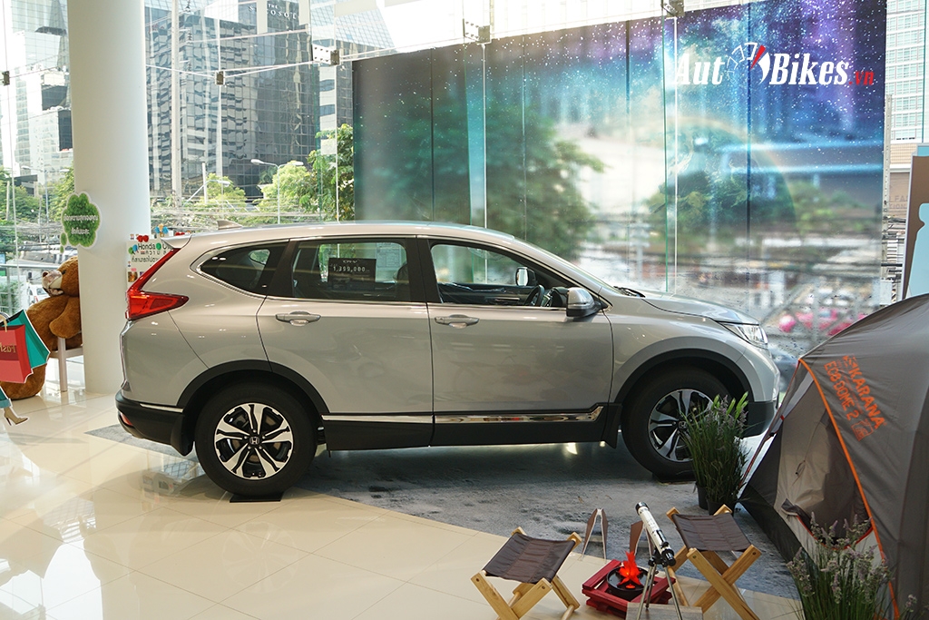 chi tiet honda cr v 7 cho sap ra mat tai viet nam