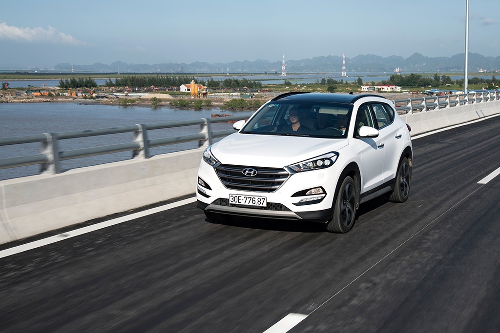 10 ô tô nổi bật nhất Việt Nam năm 2017 10 o to noi bat nhat viet nam nam 2017