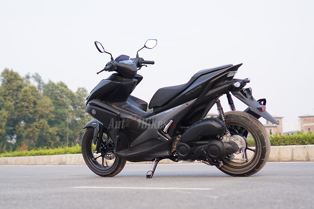 Yamaha NVX đen nhám giá bao nhiêu năm 2018 Đánh giá thiết kế  vận hành   MuasamXecom