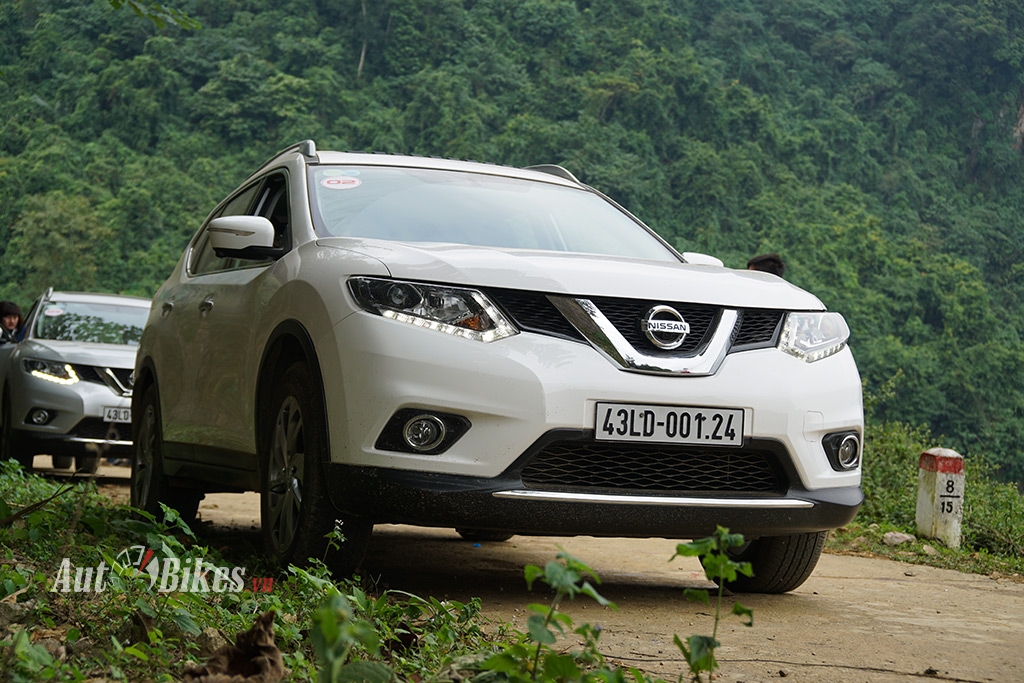 nissan giam gia sunny tang uu dai x trail