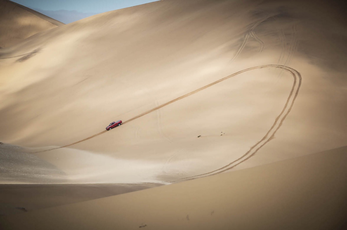 Toyota Hilux- 'Vua' bán tải thử thách sa mạc Namibia (P2) toyota hilux vua ban tai thu thach sa mac namibia p2
