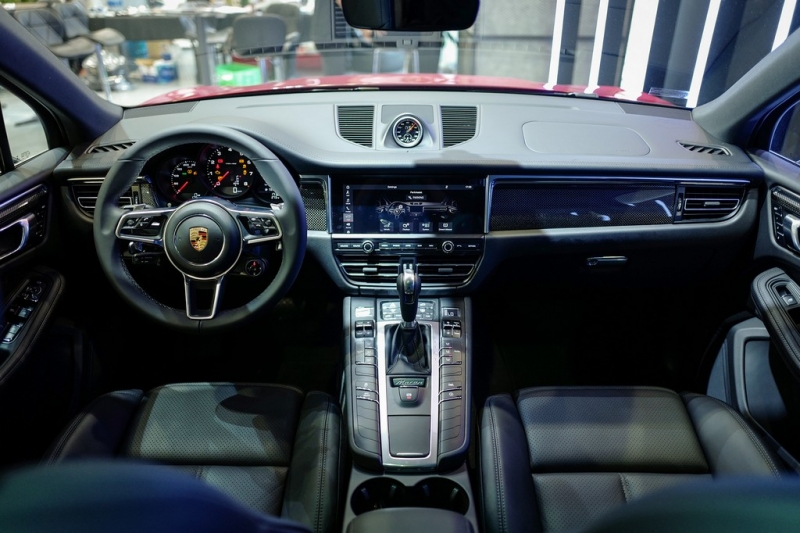 Porsche Macan 2019 giá từ 3,1 tỷ đồng tại Việt Nam porsche macan 2019 ra mat thi truong viet gia khoi diem 31 ty dong