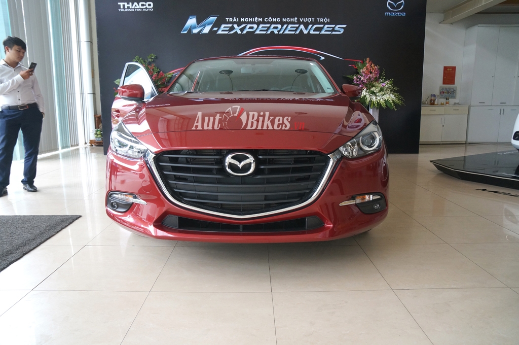 mazda3 15l hatchback 2017 gia 690 trieu co gi