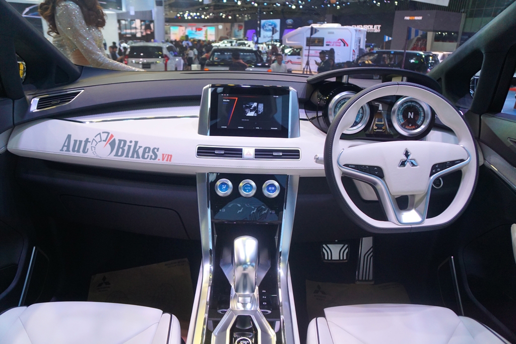 mitsubishi khoe xm concept tai trien lam vms 2017