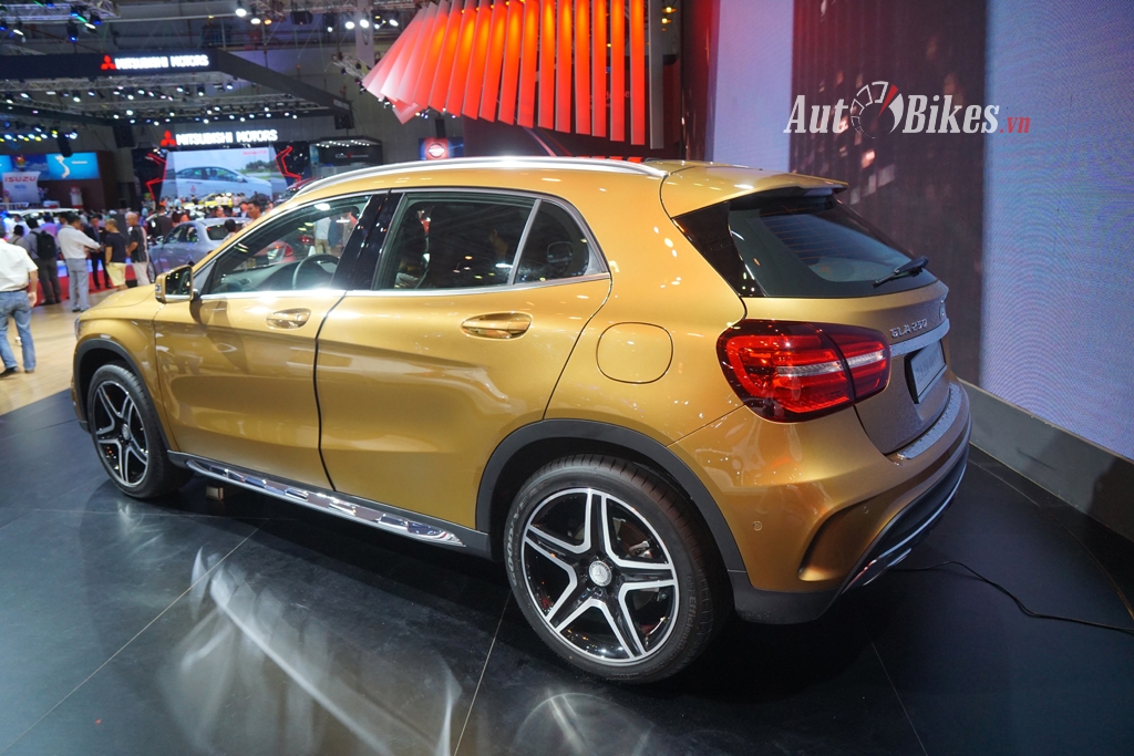 can canh mercedes gla 2018 gia tu 16 ty dong tai viet nam