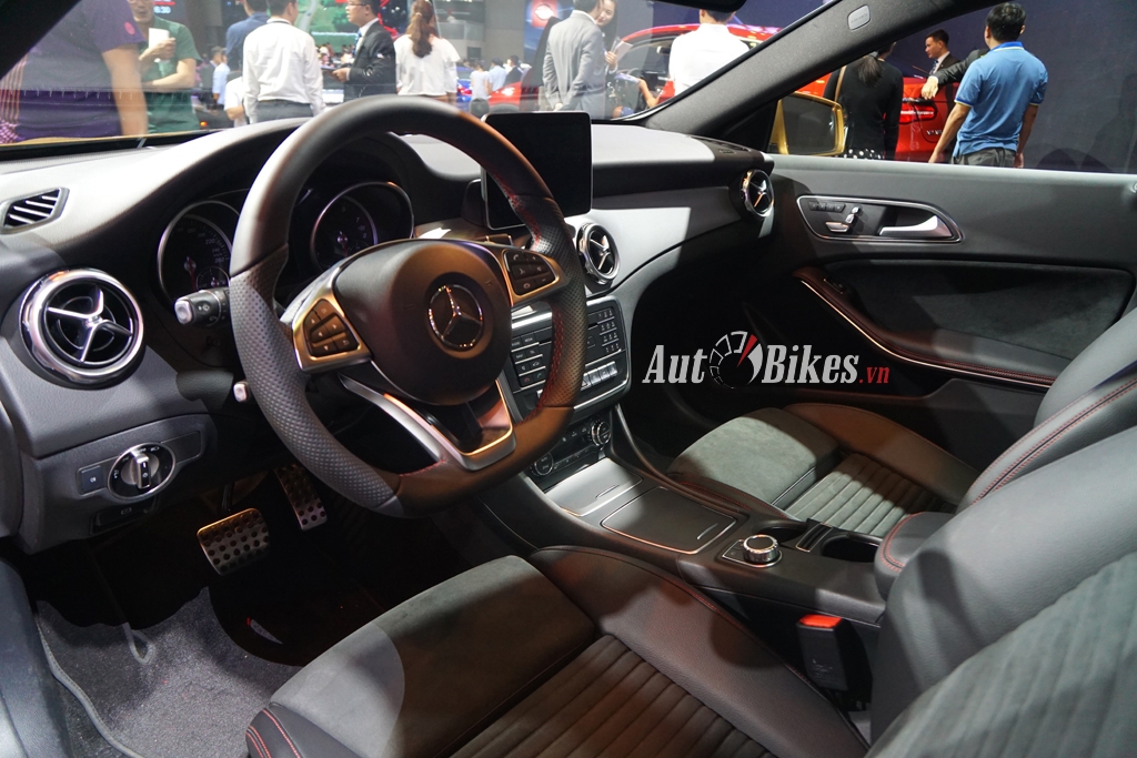 can canh mercedes gla 2018 gia tu 16 ty dong tai viet nam