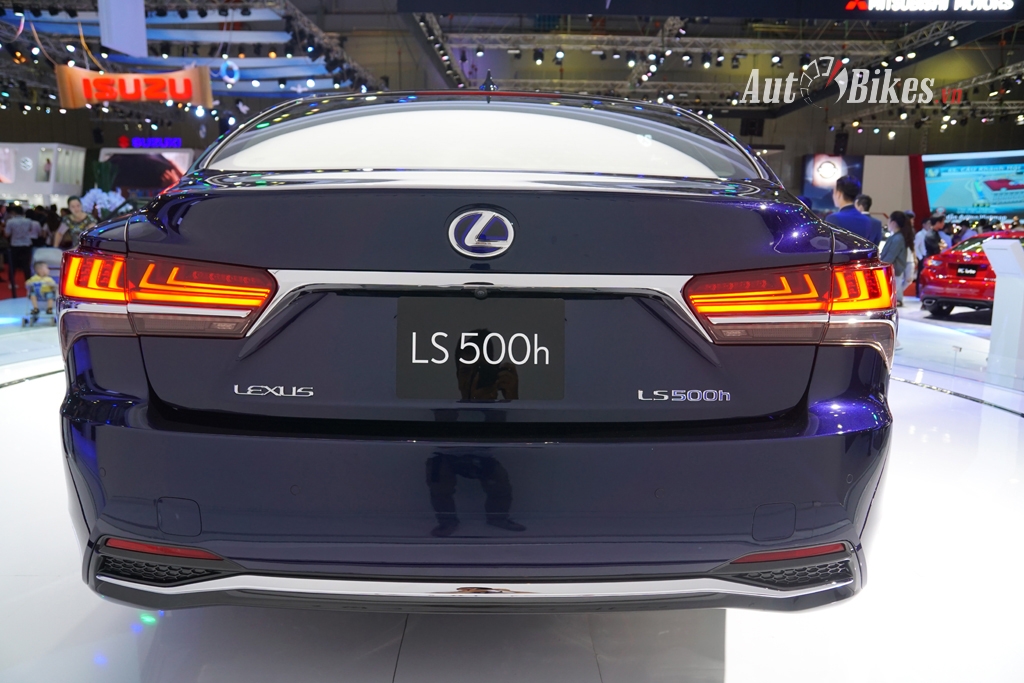 Cận cảnh Lexus LS 500h 2018 tại Việt Nam can canh lexus ls 500h 2018 tai viet nam