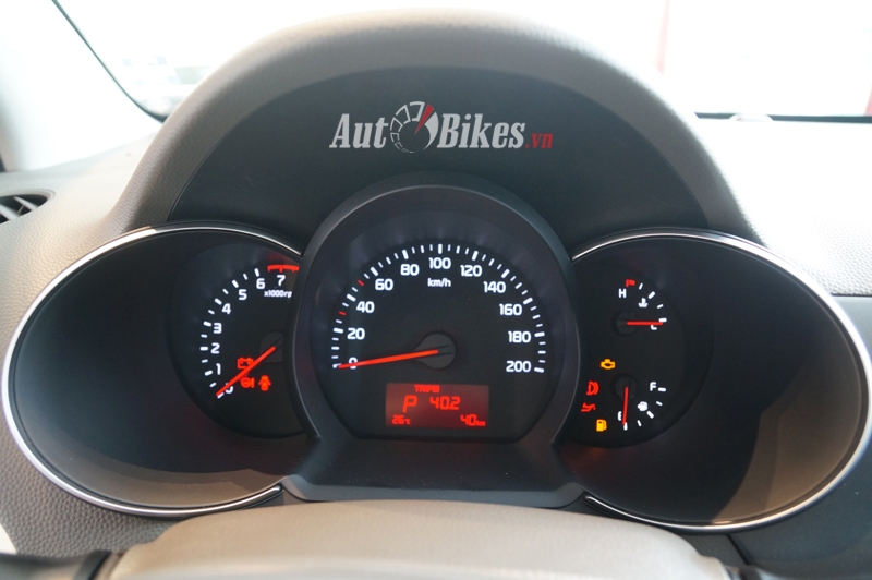 So sánh Kia Morning 2018 với Kia Morning 2017 so sanh kia morning 2018 voi kia morning 2017