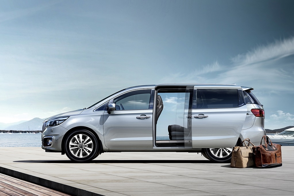 vi sao kia sedona la xe da dung cao cap duoc ua chuong nhat