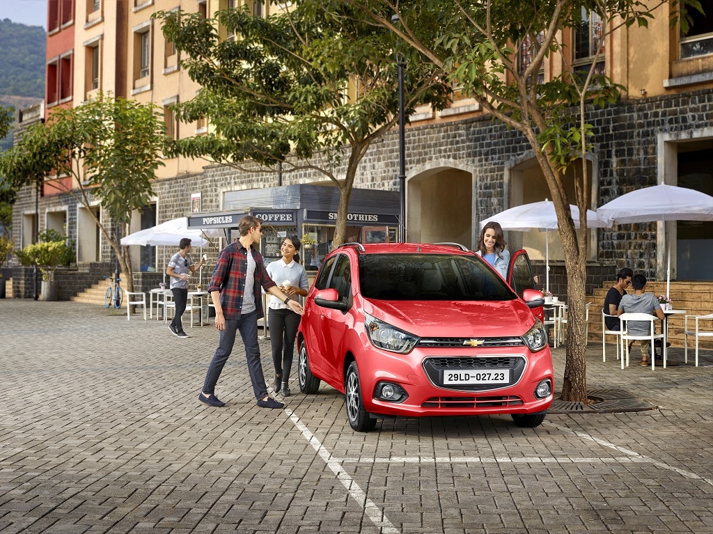 Chevrolet Spark 2018 giá từ 299 triệu tại Việt Nam chevrolet spark 2018 gia tu 299 trieu tai viet nam