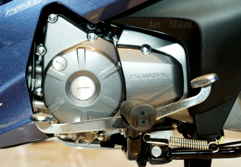 so sanh honda future 2018 va future 2017