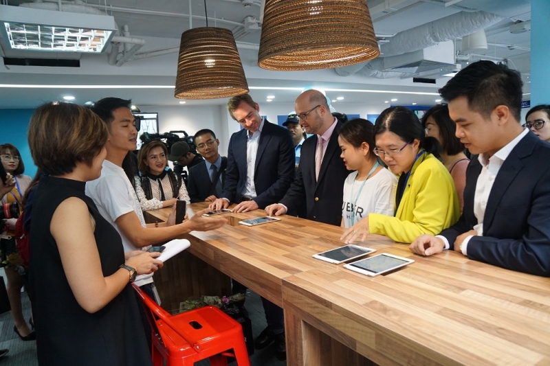 uber mo trung tam ho tro lai xe lon nhat viet nam