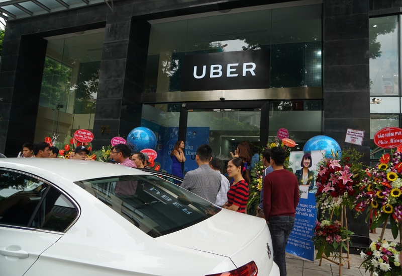 uber mo trung tam ho tro lai xe lon nhat viet nam