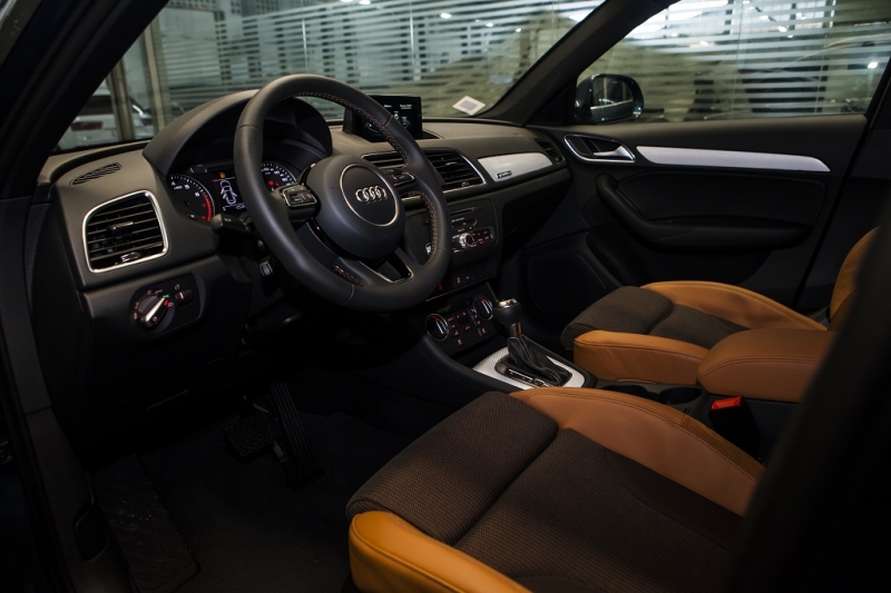 he lo hai mau audi tt va audi q3 se ra mat tai vims 2017 4058